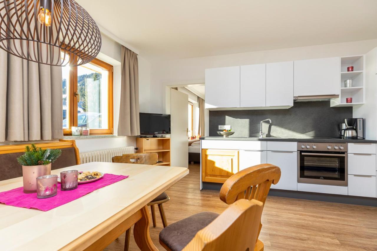 Herzerl-Chalet Appartements Flachau Eksteriør billede