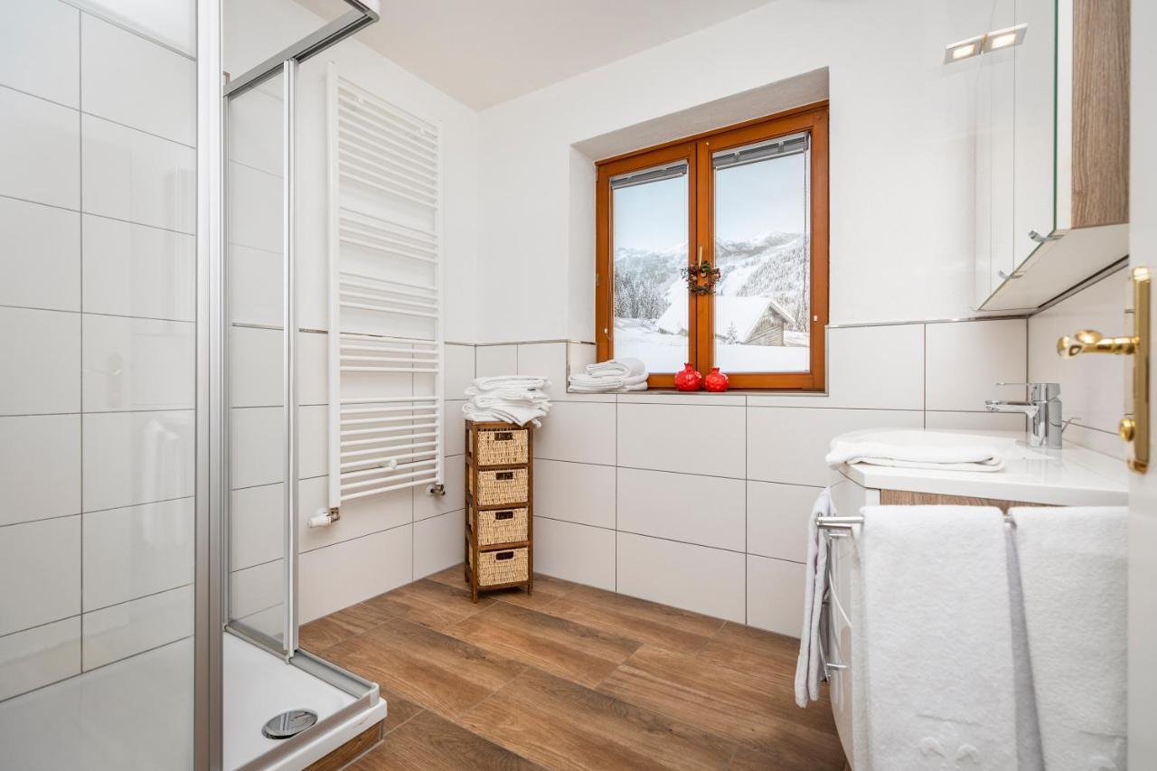 Herzerl-Chalet Appartements Flachau Eksteriør billede